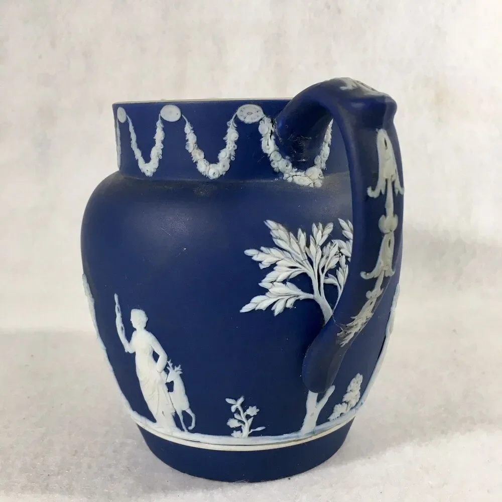 Wedgwood wedgewood blue